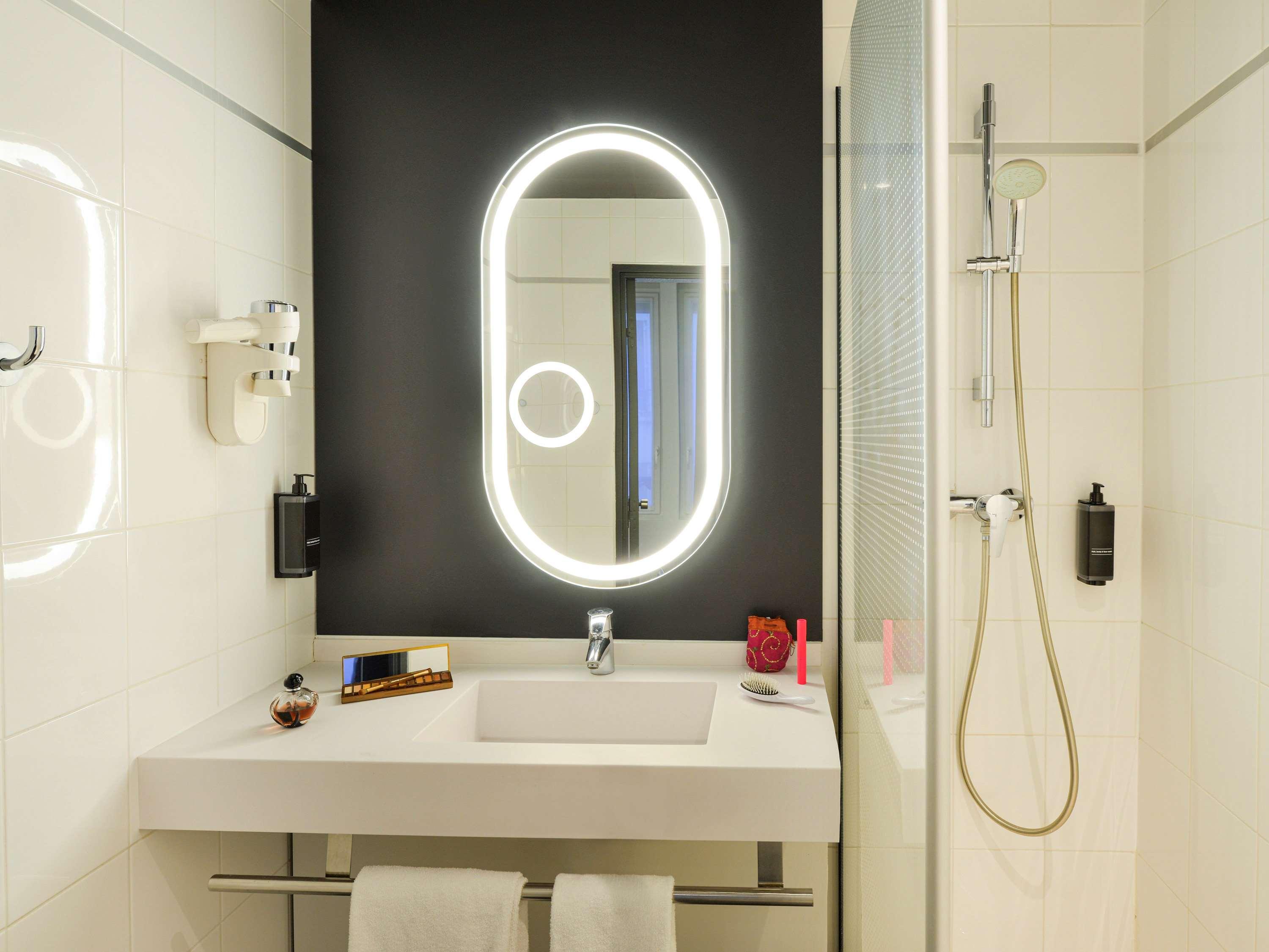Ibis Paris Gare De L Est 10Eme Hotel Bagian luar foto